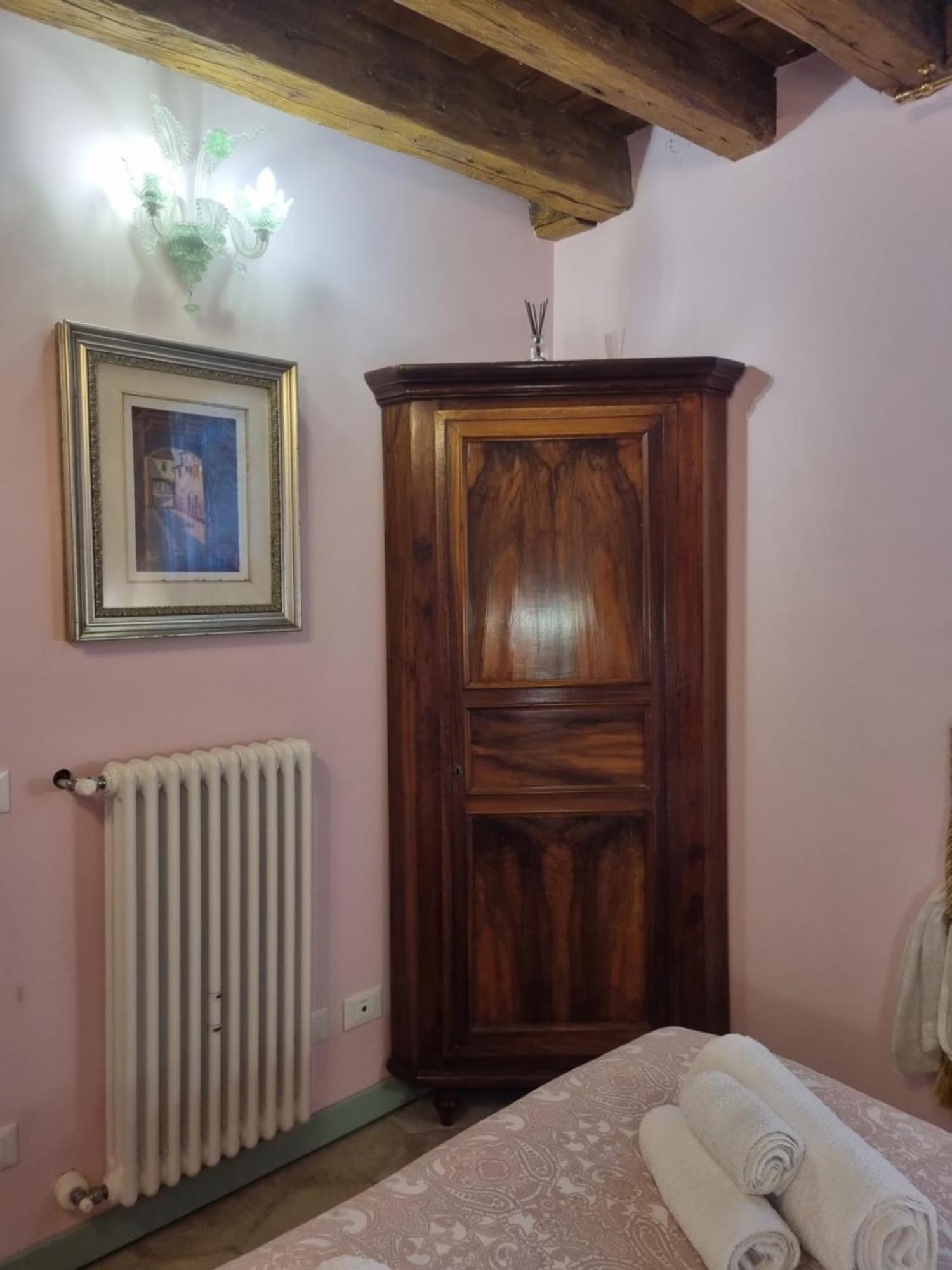 Corte Dell' Angelo, Una Casa Romantica Vicino La Biennale Venesia Bagian luar foto